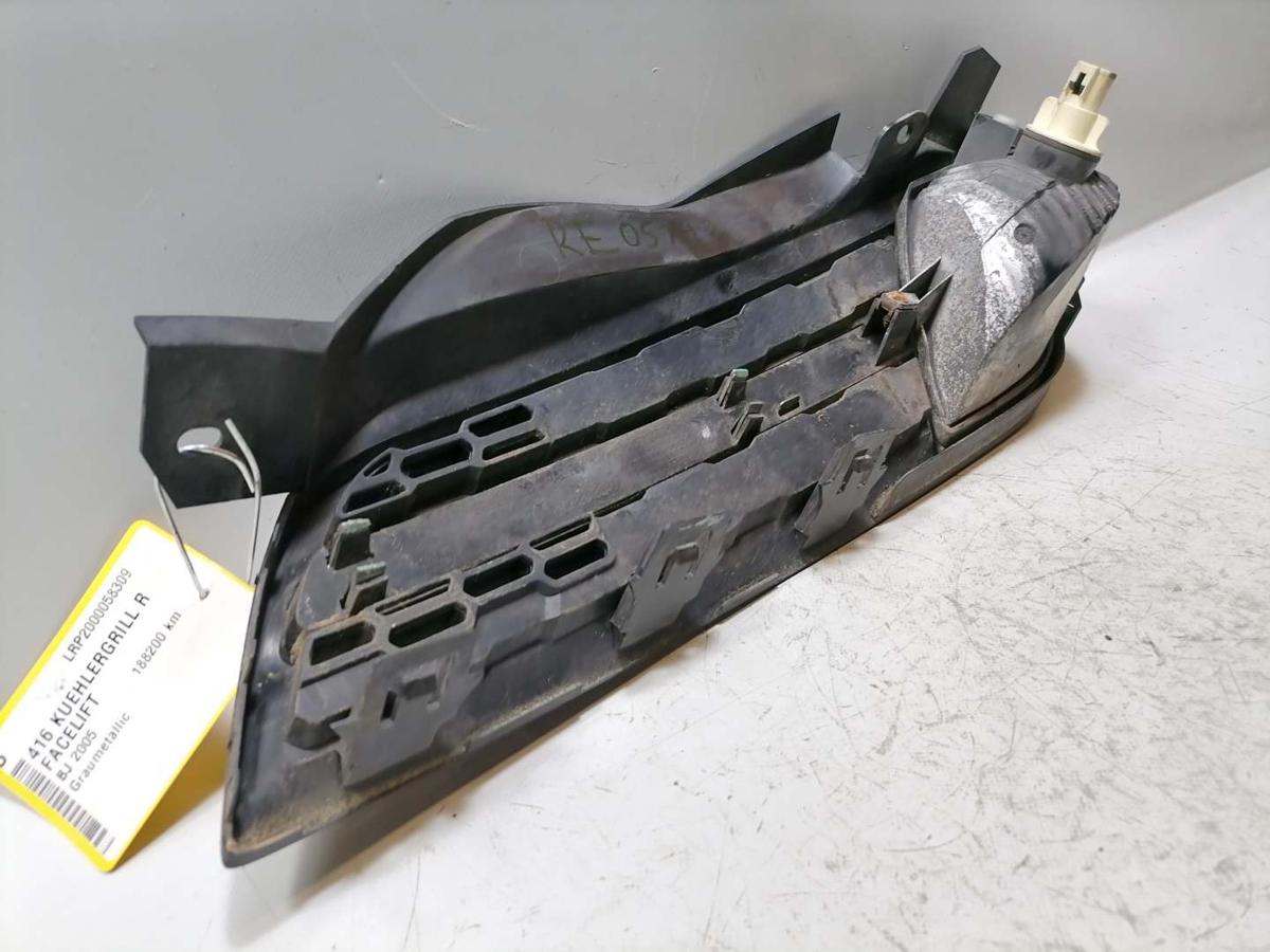 Nissan Micra K12 original K&uuml;lergrill mit Blinker rechts Facelift Bj.2005